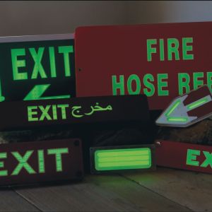 Aircraft Safety Signs & Comparator