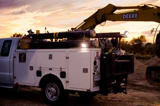 GXL3 The GXL worklight with magnetic base GXL3 on a truck