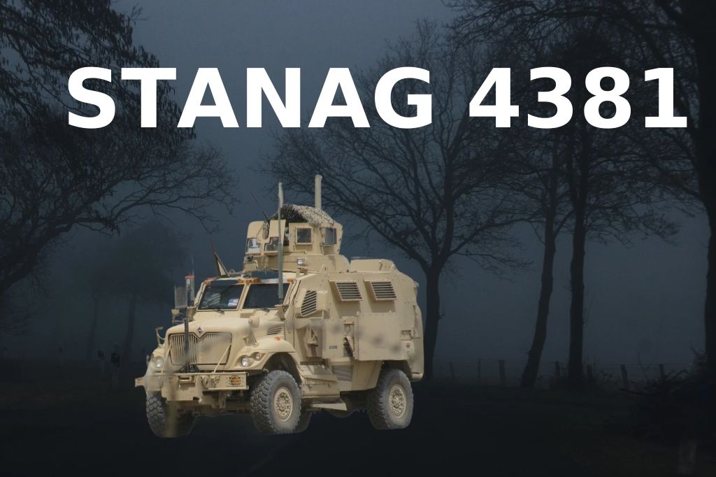 military vehicle using stanag-4381 blackout lights